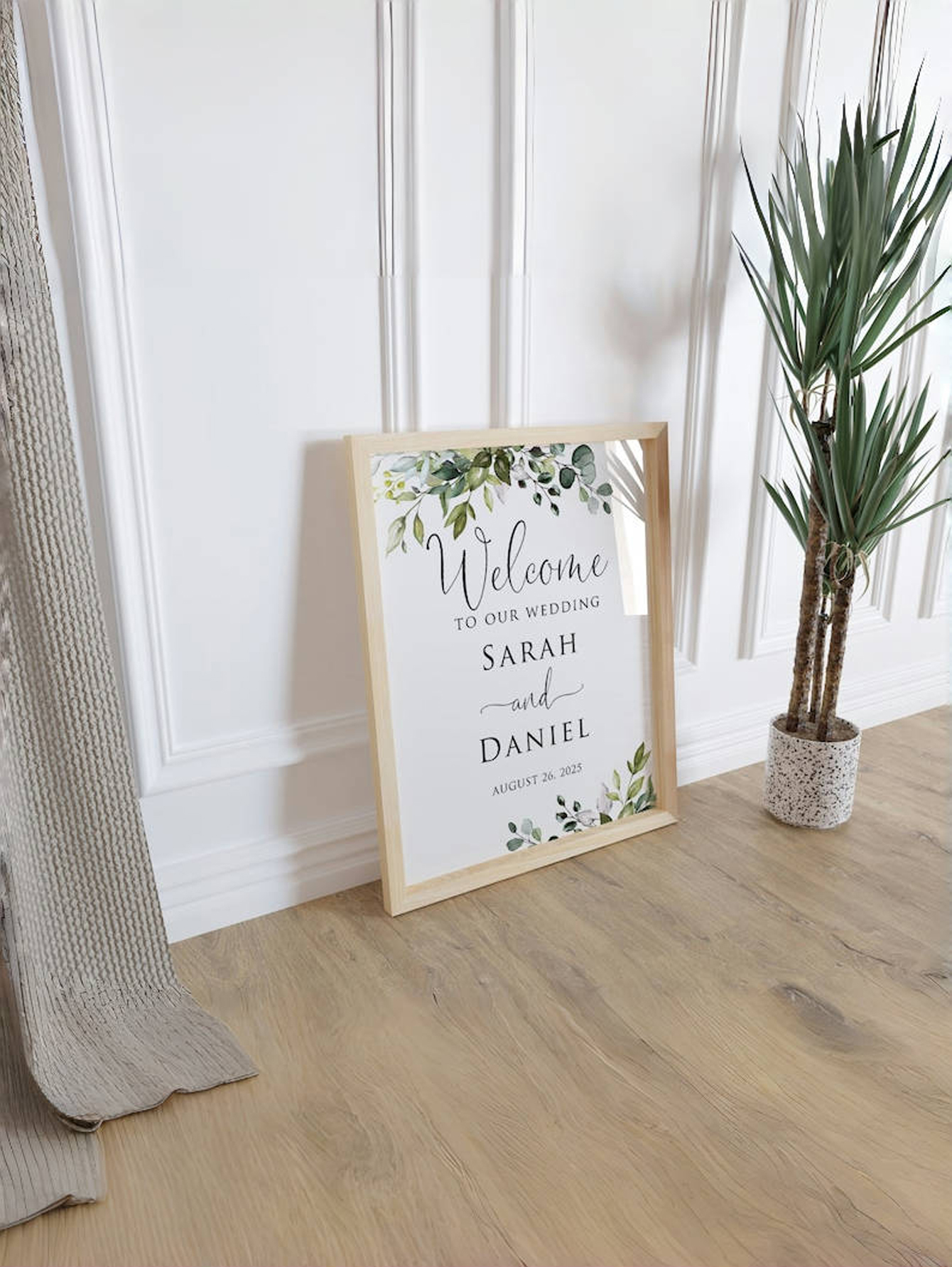 Wedding Welcome Sign Green Leaf Decoration.